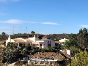 3 Bedroom Rural Villa with Pool and Large Grounds near Messines, Algarve, Portugal
